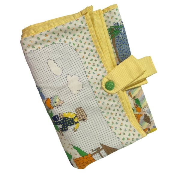 Handmade Cloth Nursery Wall Hanging 45x35 Fairy Tale Characters Parts or Repair - Picture 3 of 8